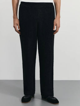 Брюки relax fit из фактурной ткани / Zarina