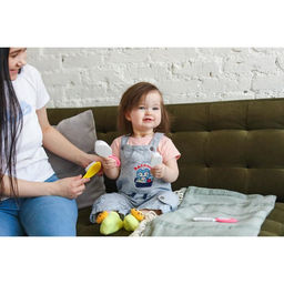 Щетка детская, для ухода за волосами, белая