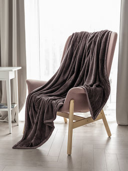 Плед плюшевый 150x200 темно-коричневый