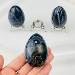 Яйцо из полосатого Агата