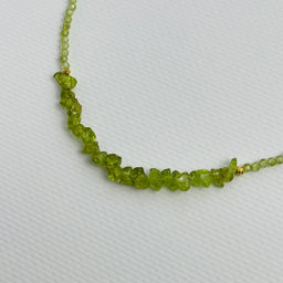 Колье из Хризолита