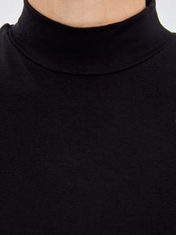 Kad?n Dik Yaka D?z Tunik