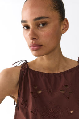 Top con bordado ingl?s y tirantes de lazo - H&m фото 4