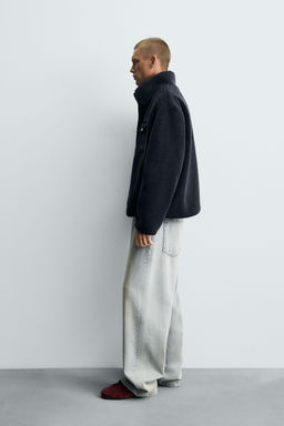 FAUX SHEARLING EFFECT JACKET WITH CONTRAST - Zara фото 4