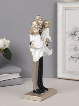 Статуэтка Семья 13,5х8х31 см / 24420U24 /уп 24/ - ГалеонТрейд фото 4