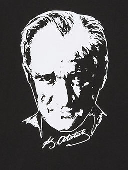 Bisiklet Yaka Atat?rk Bask?l? K?sa Kollu Erkek ?ocuk Ti??rt