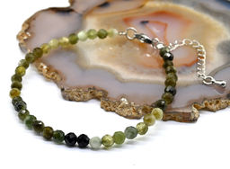 Браслет из турмалина зеленого шарик гр.4мм, 18см