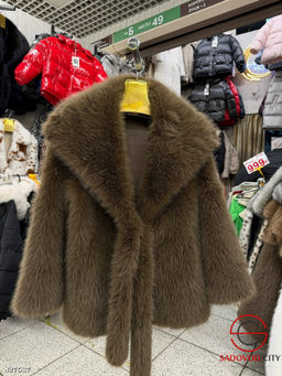 Шуба женская из искусственного меха