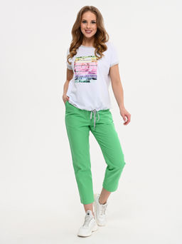 Легкие и комфортные летние брючки из хлопка с добавлением лайкры.