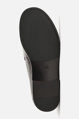 CROCODILE EMBOSSED LOAFER - Zara фото 4
