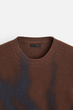 SPRAY PRINT SWEATER - Zara фото 9
