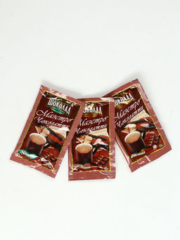 Подарочный набор новогодний «Яркого нового года»: горячий шоколад 3 шт.×25 г, маршмеллоу 40 г, декор 17 г