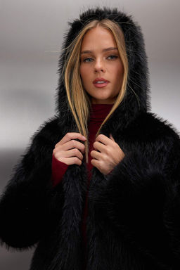Siyah Oversize Kal?p Kapusonlu Kurk Mont TWOAW26MO00025