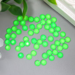 Декор для творчества Стразы флуоресцентные. Трава набор 60 шт ss20 - 4,6 мм