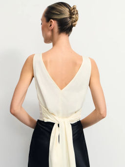 Блуза из вискозы с завязками / Zarina