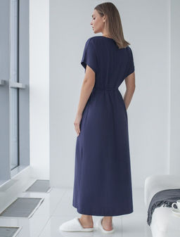 Платье свободное с V-вырезом из 100% хлопка с поясом и разрезом - Vilatte фото 3