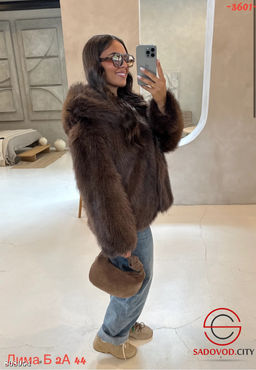 Шуба женская из искусственного меха