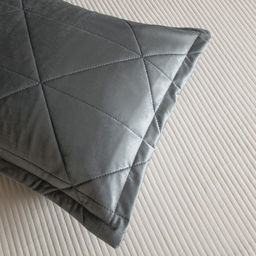 Велюровое покрывало в клетку и две наволочки OVL039 160*220/50-70 1 шт - Ситрейд фото 10