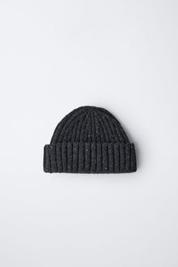 GORRO LANA BOTONATO / Gris oscuro