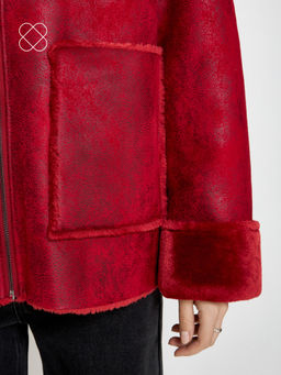 10200650016 Куртка жен. Jardin красный - Concept club фото 5