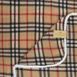 Плед/накидка на кнопках 150х100см "Клетка бербери на желтом", флис набивной, полиэстер 100%, плотность 160г/м2, упаковка 15х25см, пояс бумажный, т.м. "Домашняя Мода" (Россия)