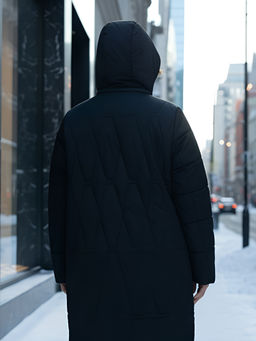 Пальто зимнее утепленное женское большого размера черного цвета 7699Ch - Visdeer фото 24