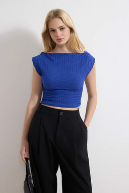 Saks Dokulu Kay?k Yaka Buzgulu Kolsuz Esnek Orme Bluz TWOSS25BZ00485