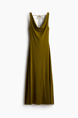 Vestido drapeado de punto