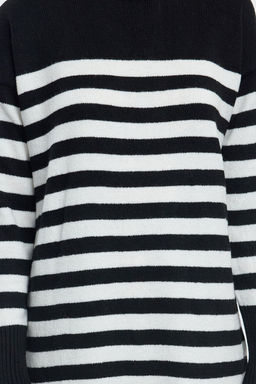 Siyah Cizgili Maxi Triko Yumusak Dokulu Elbise TWOAW25EL00080