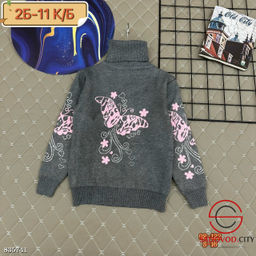 Свитер для девочки с рисунком