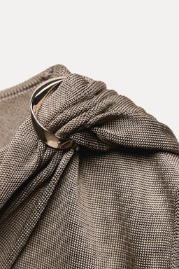 KNIT TOP WITH GOLDEN APPLIQUE - Zara фото 4