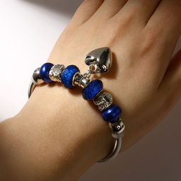 Браслет ассорти «Марджери» сердце, сине-морской в серебре, d=6.5 см