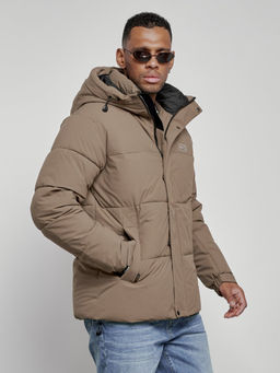 Куртка молодежная мужская зимняя с капюшоном коричневого цвета 8356K - Wonderrman фото 9