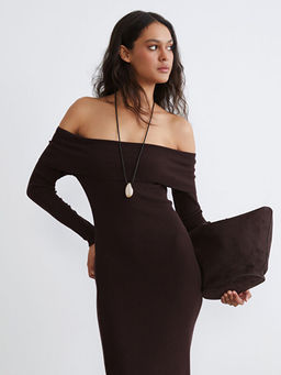 Kay?k Yaka Triko Elbise