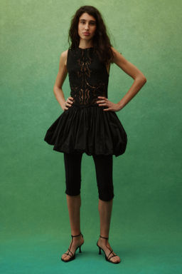 Vestido en mezcla de lino con falda burbuja - H&m фото 6