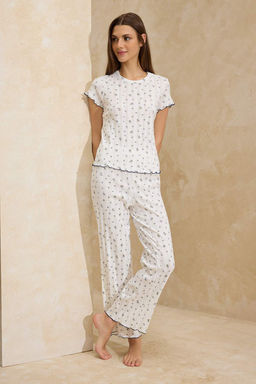 Beyaz %100 Pamuklu Cicekli Baby Overloklu Fitilli/Pointel Orme Pijama Tak?m? THMSS26PT00012 - Trendyolmilla фото 2
