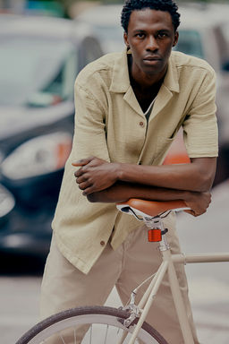 Camisa resort con textura Regular Fit - H&m фото 2