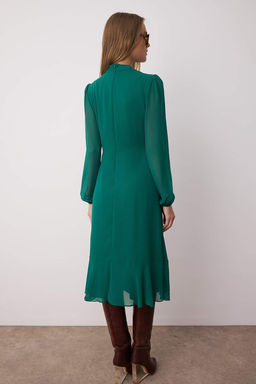 TRENDYOLMILLA Camel Dik Yakal? Etegi Volanl? Sifon Dokuma K?sl?k Elbise TWOAW20EL1313 фото 58