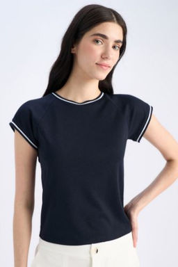 Slim Fit Dar Kesim Bisiklet Yaka Ribana K?sa Kollu Tisort