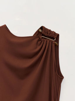 Платье длины миди с брошью ZR2605022923-21 / Zarina