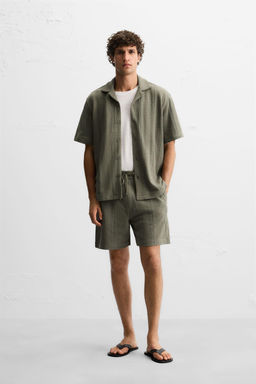 TEXTURED JACQUARD SHIRT