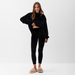 Костюм женский (свитшот, легинсы) KAFTAN Plushy, размер 48-50, чёрный