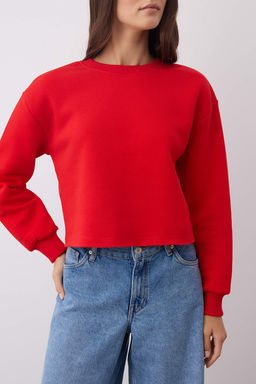K?rm?z? Kal?n Ici Polarl? Bisiklet Yaka Crop Orme Sweatshirt TWOAW26SW00093