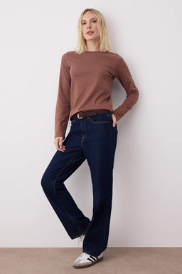 TRENDYOLMILLA Beyaz %100 Pamuk Uzun Kollu Bisiklet Yaka Regular/Normal Kal?p Basic Orme T-Shirt TWOAW21TS0098