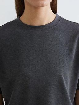 Bisiklet Yaka Oversize Kad?n Ti??rt