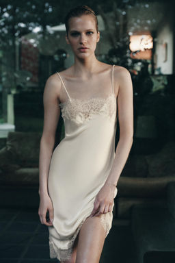 VESTIDO MIDI LENCERO ENCAJE / Crudo - Zara фото 2