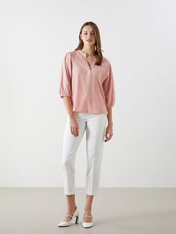 Ka??k Yaka Nak??l? Kad?n Bluz