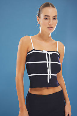 Lacivert Cizgili Kurdele Detayl? Bluz-Etek Alt-Ust Tak?m TWOSS25AU00063 - Trendyolmilla фото 2