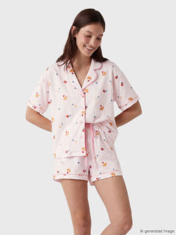 G?mlek Yaka Bask?l? Kad?n ?ortlu Pijama Tak?m?