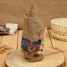 Фигурка-оберег «Домовой. Василек в льняном колпаке, с топором», 23×15×8 см, МИКС